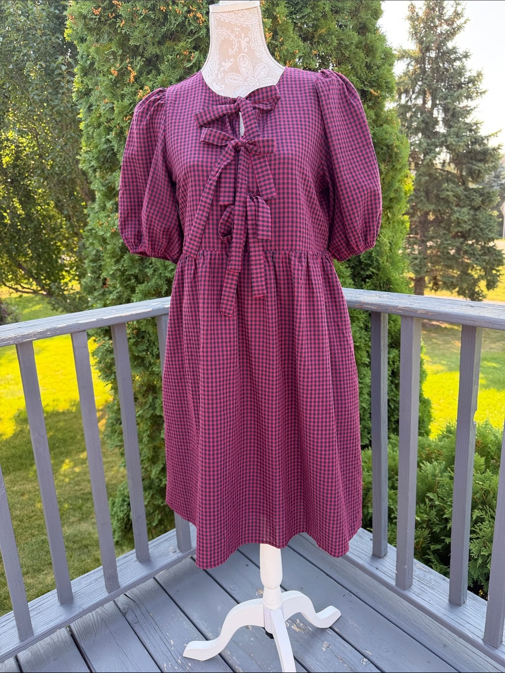 Women’s Magenta Burgundy Gingham Tie-Neck Puff Sleeve Dress sz M